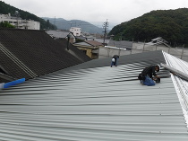 屋根材仮葺き