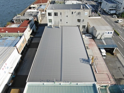 高知市内の冷蔵倉庫屋根改修工事