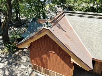 神社の銅板屋根改修工事