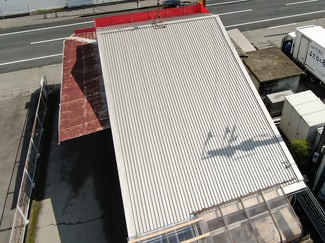 店舗のスレート屋根改修と暑さ対策工事
