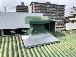 店舗のスレート屋根雨漏り修繕工事